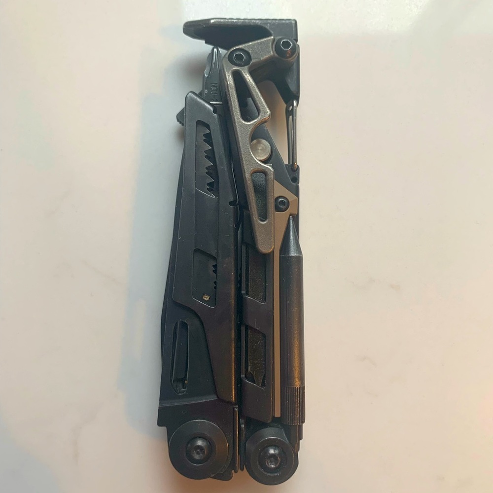 Leatherman MUT
